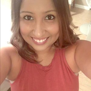 Meet your Posher, Christina